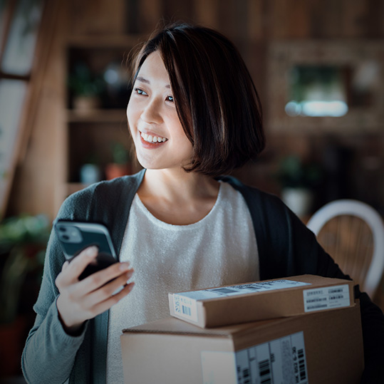 Spaceship | 國際速遞、網店物流,一個平台出貨本地及海外,用戶尊享獨家物流折扣 Spaceship 上門取件國際速遞及郵件追蹤。足不出戶即可寄件到英國、美國、日本、台灣、澳洲及超過 200 個地區。隨時隨地掌握郵件託運狀態。Spaceship Pro 備有各款物流路線以適應瞬息萬變的電商世界,用戶可於軟件內以低至 3 折預訂 UPS、FedEx、DHL、Aramex、香港郵政等各大物流服務,完成後進行簡易報關,購買空運標籤,一站式完成出貨。