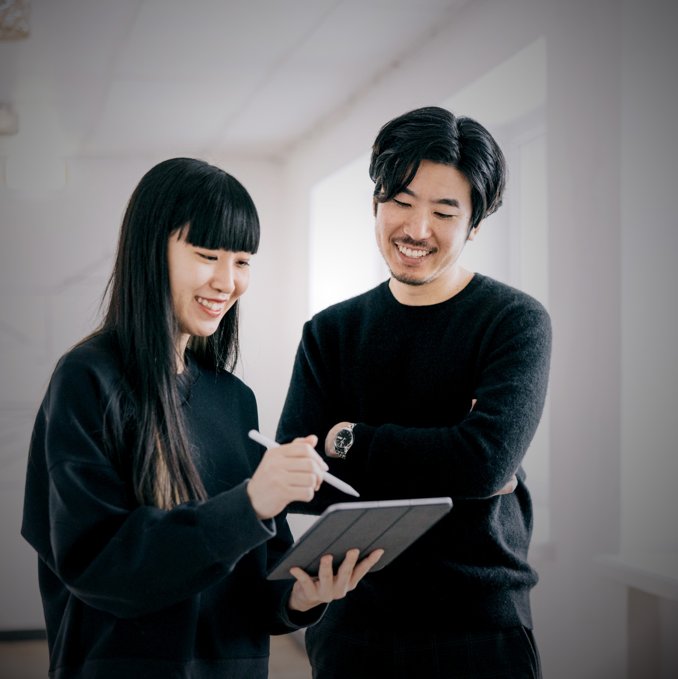 Spaceship | 國際速遞、網店物流,一個平台出貨本地及海外,用戶尊享獨家物流折扣 Spaceship 上門取件國際速遞及郵件追蹤。足不出戶即可寄件到英國、美國、日本、台灣、澳洲及超過 200 個地區。隨時隨地掌握郵件託運狀態。Spaceship Pro 備有各款物流路線以適應瞬息萬變的電商世界,用戶可於軟件內以低至 3 折預訂 UPS、FedEx、DHL、Aramex、香港郵政等各大物流服務,完成後進行簡易報關,購買空運標籤,一站式完成出貨。